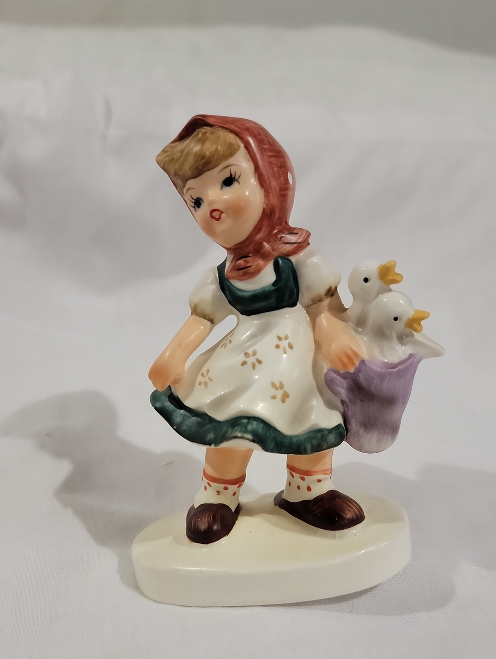 Vintage Lefton Hand-Painted Ceramic "Little Girl With Bag Of Ducks" Figurine